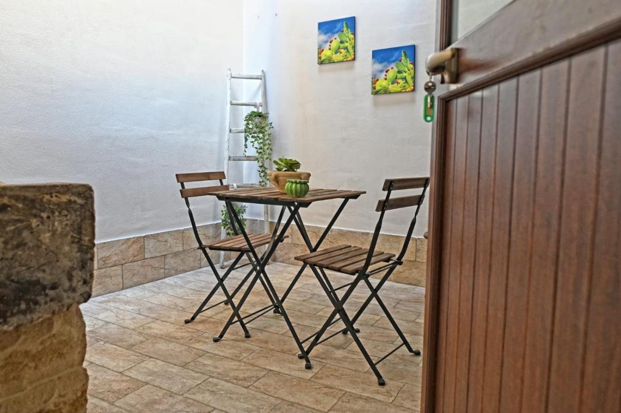 Ficu Pala Holiday Home 노토 외부 사진