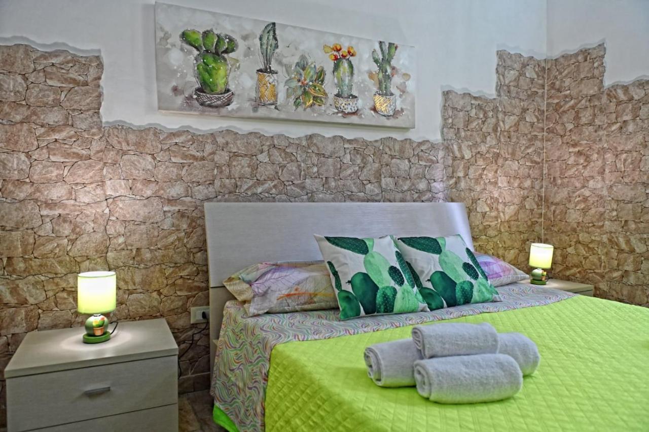 Ficu Pala Holiday Home 노토 외부 사진